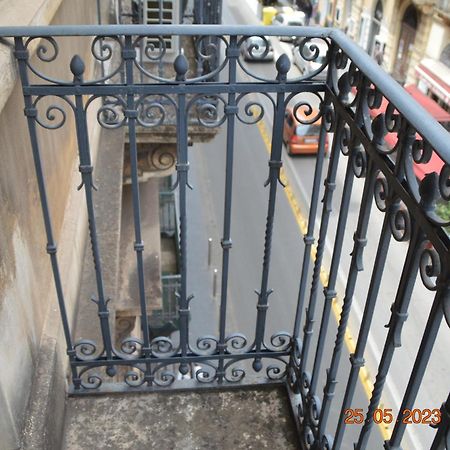 Gli Appartamenti Di Palazzo Umberto I Catania Exteriör bild