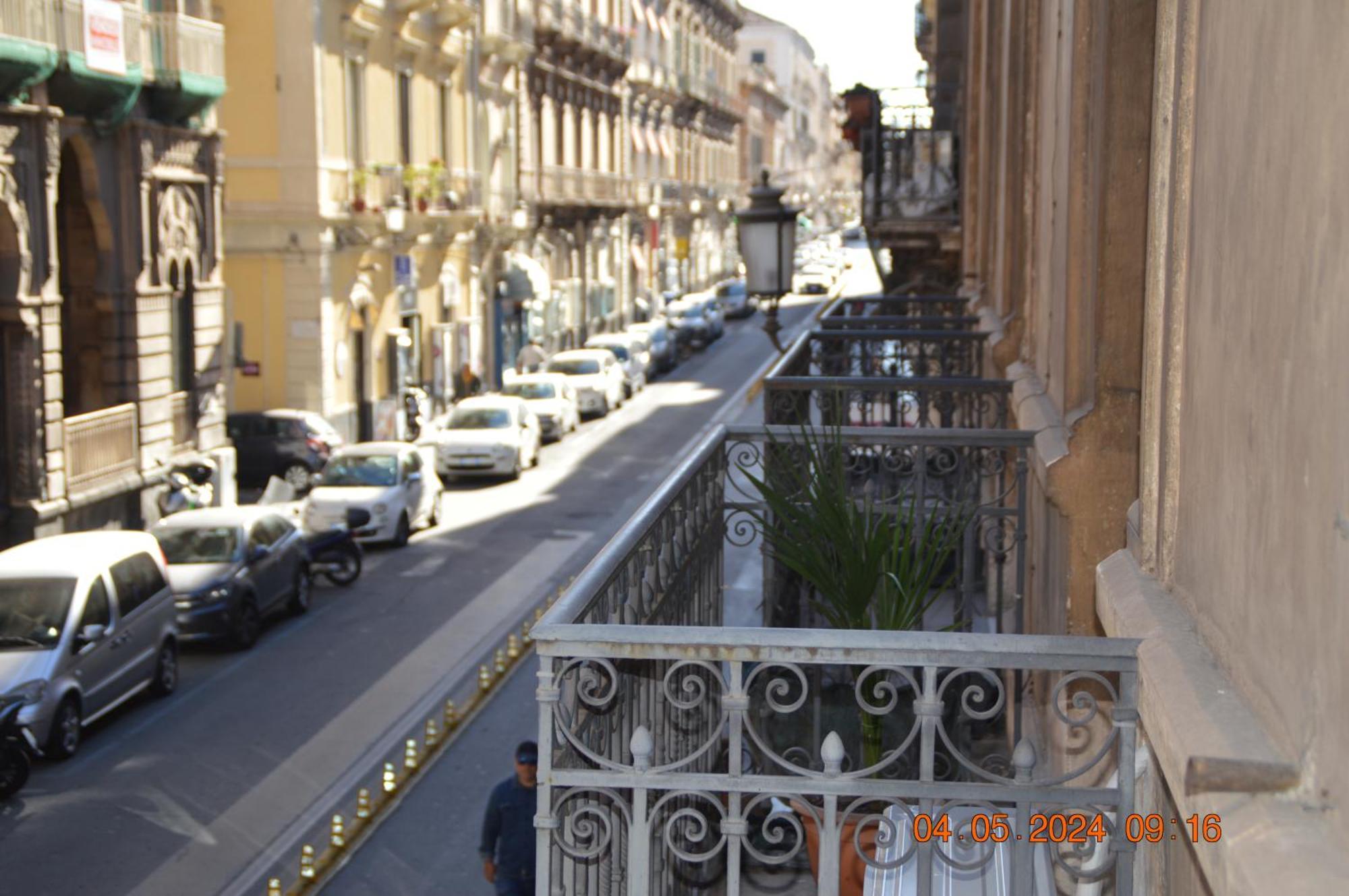Gli Appartamenti Di Palazzo Umberto I Catania Exteriör bild